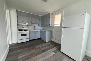762 Broad St, Chambersburg, PA 17201 - Photo 3