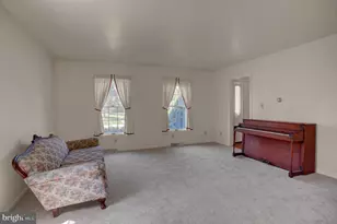 6819 Fairway Dr E, Fayetteville, PA 17222 - Photo 13