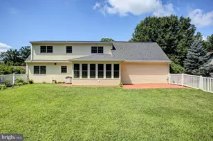 6819 Fairway Dr E, Fayetteville, PA 17222 - Photo 3