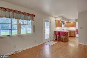 6819 Fairway Dr E, Fayetteville, PA 17222 - Photo 23