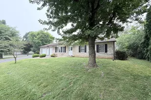 2714 Fillmore Dr, Chambersburg, PA 17201 - Photo 31