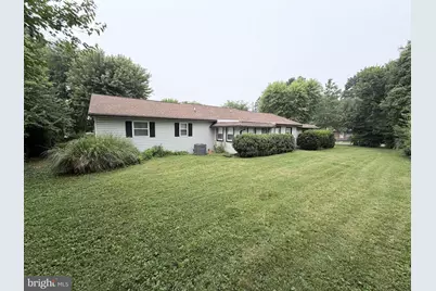 2714 Fillmore Dr, Chambersburg, PA 17201 - Photo 29