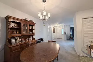 2714 Fillmore Dr, Chambersburg, PA 17201 - Photo 9