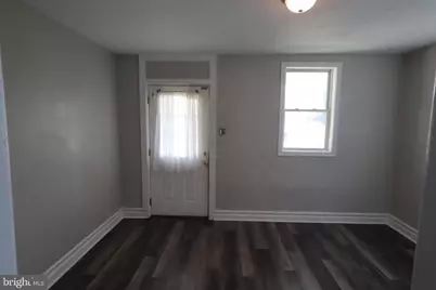 323 West North Street W, Waynesboro, PA 17268 - Photo 3