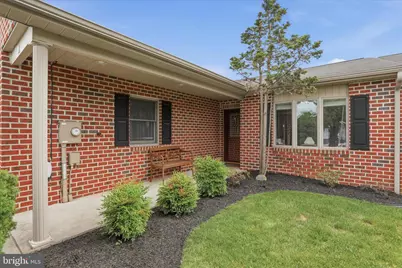 254 Phoenix Drive, Chambersburg, PA 17201 - Photo 3