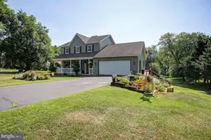 11086 Welsh Run Rd, Greencastle, PA 17225 - Photo 5