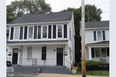 828 Broad Street, Chambersburg, PA 17202 - Photo 1