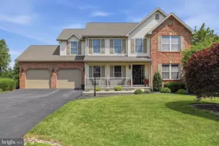1427 Hunters Chase, Chambersburg, PA 17202 - Photo 9