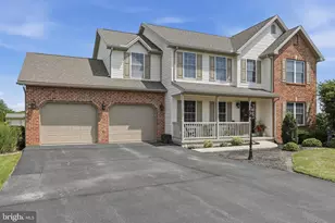 1427 Hunters Chase, Chambersburg, PA 17202 - Photo 7