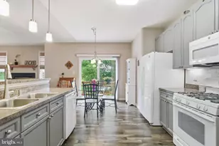 1071 Crestwood Dr, Chambersburg, PA 17202 - Photo 25