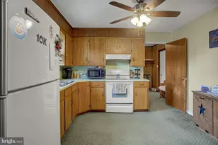 10 Surrey Ct, Chambersburg, PA 17201 - Photo 13