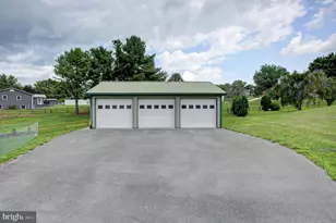 10 Surrey Ct, Chambersburg, PA 17201 - Photo 5