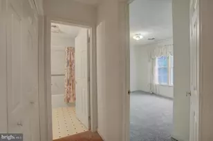 2374 Majestic Ct, Chambersburg, PA 17202 - Photo 9