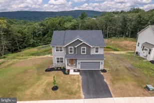 10216 Thornwood Rd, Shippensburg, PA 17257 - Photo 5