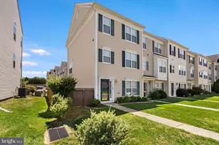 482 S Carlisle St, Greencastle, PA 17225 - Photo 3