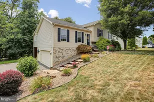 1858 Falcon Ln, Chambersburg, PA 17202 - Photo 1