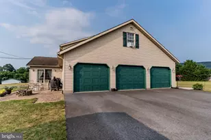 2244 Community Center Rd, Saint Thomas, PA 17252 - Photo 3