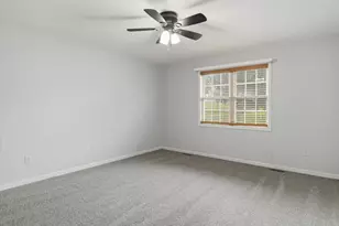 11470 Nicole Dr, Greencastle, PA 17225 - Photo 9