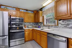 807 Pine Grove Dr, Waynesboro, PA 17268 - Photo 13