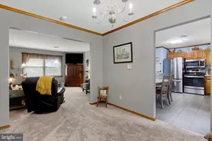 807 Pine Grove Dr, Waynesboro, PA 17268 - Photo 9