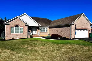 26 Williamson Ave, Greencastle, PA 17225 - Photo 1