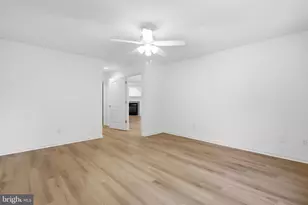 312 Woodvale Dr, Chambersburg, PA 17201 - Photo 17