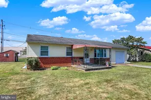 1124 Brandon Dr, Chambersburg, PA 17201 - Photo 3