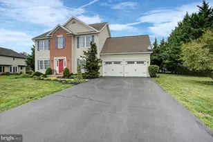 155 Eleah's Crossing, Greencastle, PA 17225 - Photo 3