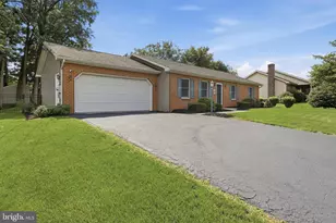 654 Shadyside Dr, Chambersburg, PA 17202 - Photo 3