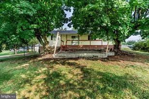 10624 Scenic View Dr, Greencastle, PA 17225 - Photo 27