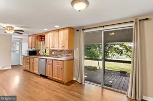 10624 Scenic View Dr, Greencastle, PA 17225 - Photo 15