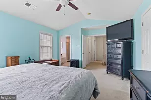 1046 Alandale Dr, Chambersburg, PA 17202 - Photo 31