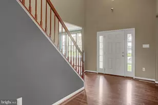231 Scarlet Cir, Greencastle, PA 17225 - Photo 5