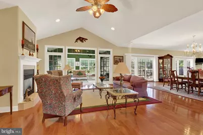 7133 Lone Ridge Court, Fayetteville, PA 17222 - Photo 3