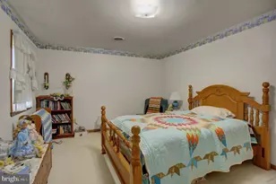12602 Carol Ave, Greencastle, PA 17225 - Photo 17