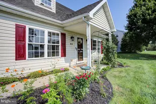 83 Grandview Ave, Chambersburg, PA 17201 - Photo 3