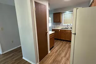 1186 Westgate Dr, Chambersburg, PA 17201 - Photo 3