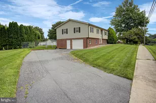 517 N N Morris St, Shippensburg, PA 17257 - Photo 3