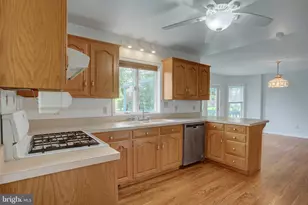 12920 Spring Aire Cir, Waynesboro, PA 17268 - Photo 15