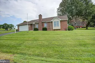12920 Spring Aire Cir, Waynesboro, PA 17268 - Photo 3