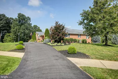 1403 Majestic Drive, Chambersburg, PA 17202 - Photo 3