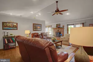 1403 Majestic Dr, Chambersburg, PA 17202 - Photo 11
