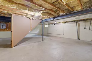 1901 Clinton Ave, Chambersburg, PA 17201 - Photo 25