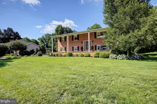 124 Park Pl W, Shippensburg, PA 17257 - Photo 3