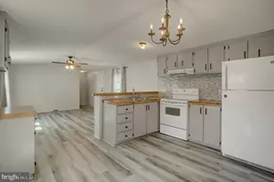 355 Cameo Dr, Fayetteville, PA 17222 - Photo 11