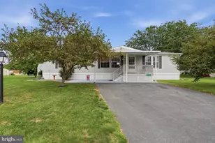 5613 Classic Ct, Fayetteville, PA 17222 - Photo 3