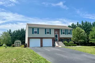 15265 Cobble Dr, Greencastle, PA 17225 - Photo 1