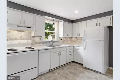 7944 Lincoln Way E, Fayetteville, PA 17222 - Photo 5
