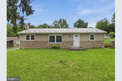 7944 Lincoln Way E, Fayetteville, PA 17222 - Photo 1