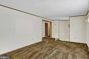 399 Garman Dr, Chambersburg, PA 17202 - Photo 5